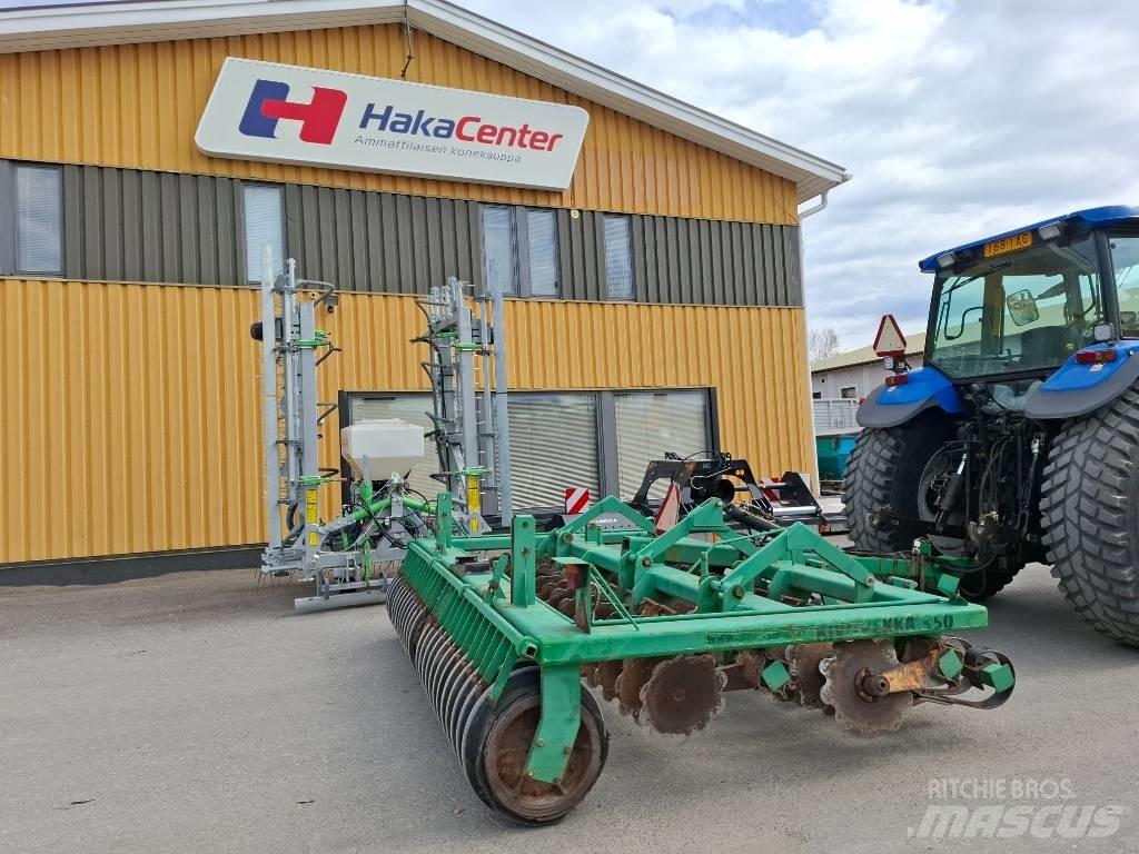 Kivi-Pekka 350 Tanierové brány
