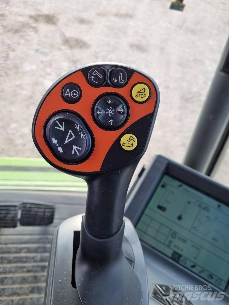 CLAAS Lexion 600 Kombinované zberacie stroje