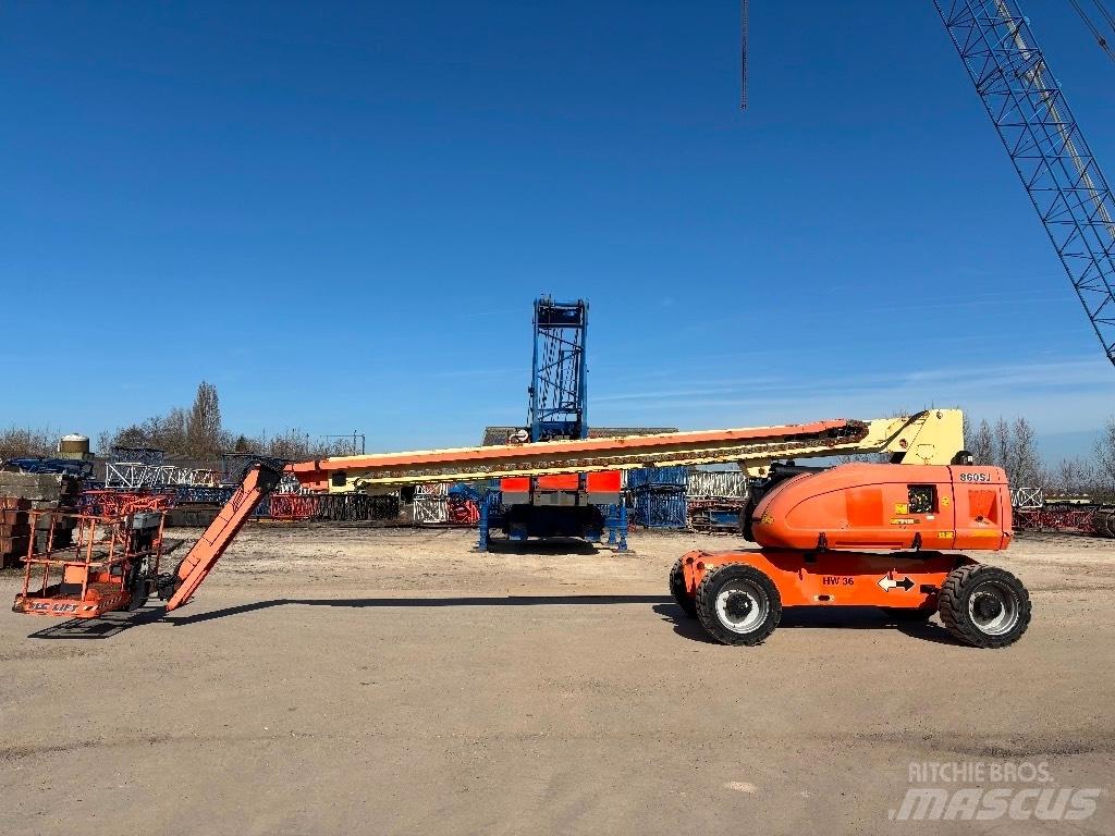 JLG 860 SJ Teleskopické plošiny