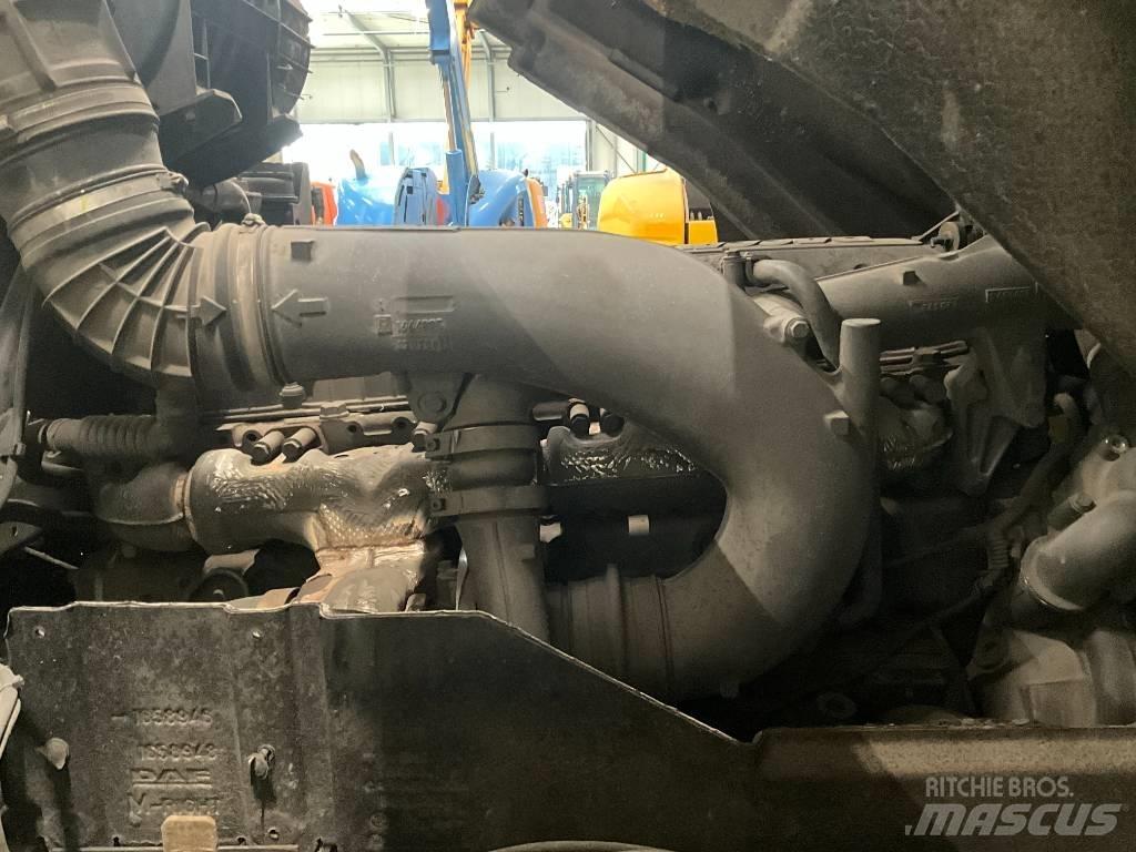 DAF CF 85.360 Plošinové nákladné automobily/nákladné automobily so sklápacími bočnicami