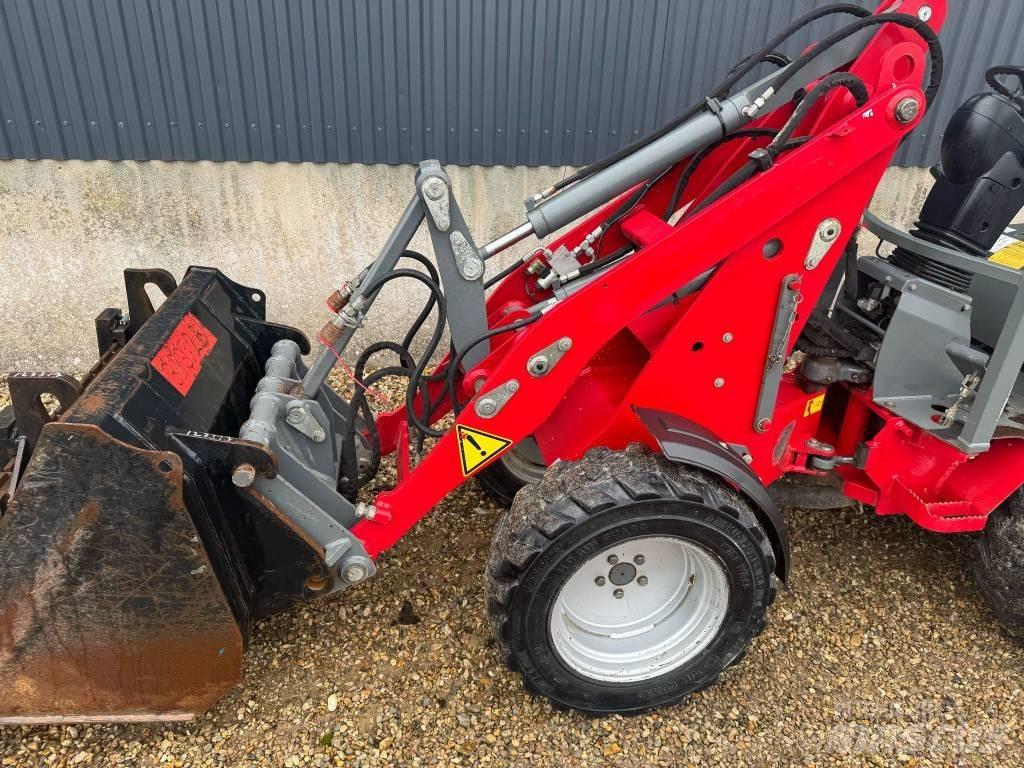 Weidemann 1140 Kolesové nakladače