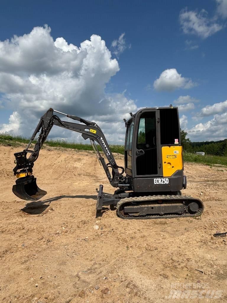 Volvo ECR 25 D Mini rýpadlá < 7t