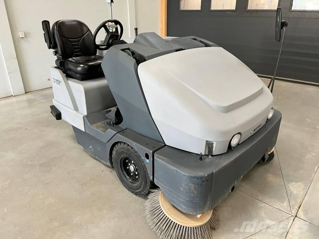 Nilfisk SW 8000 Vnútorné zametacie stroje