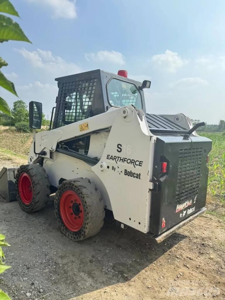 Bobcat S16 Šmykom riadené nakladače