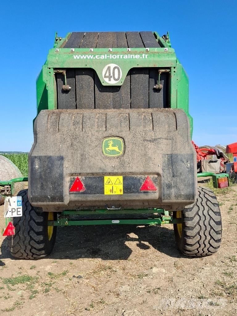 John Deere V461M Lisy na okrúhle balíky
