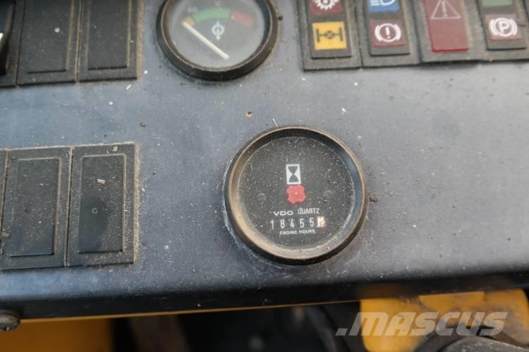 Volvo L160 COMPACTOR Kolesové nakladače