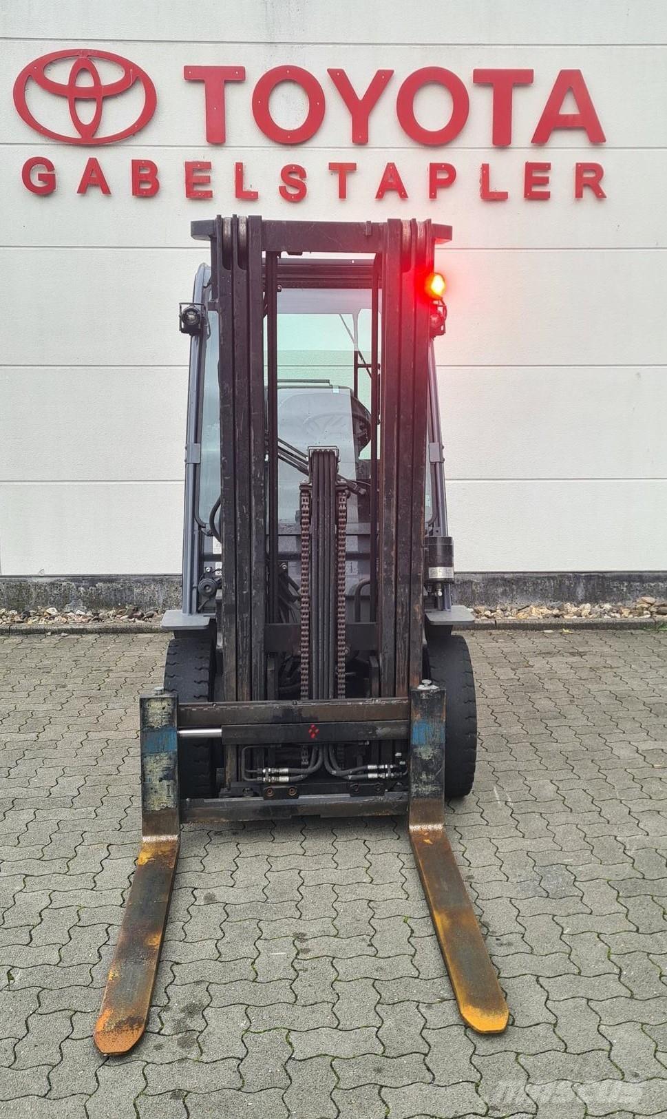 Toyota 02-8FGF25 LPG vozíky