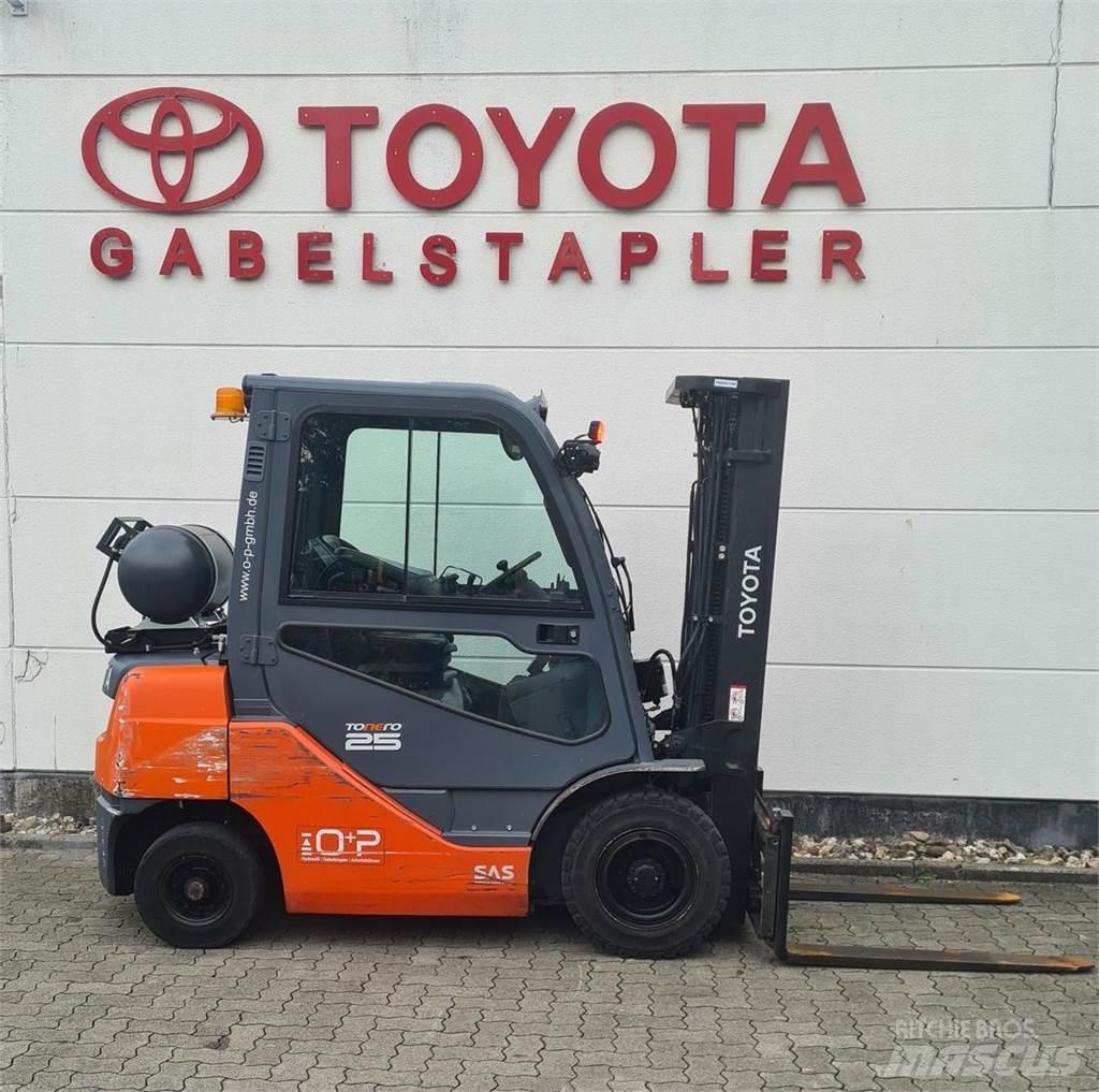 Toyota 02-8FGF25 LPG vozíky