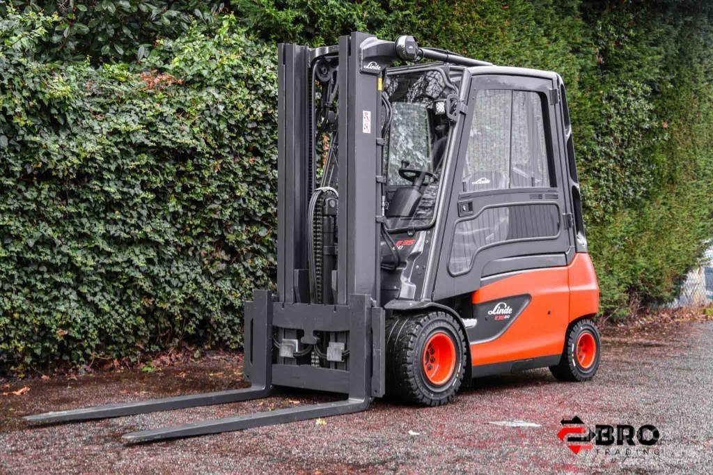 Linde E35L-01 Akumulátorové vozíky
