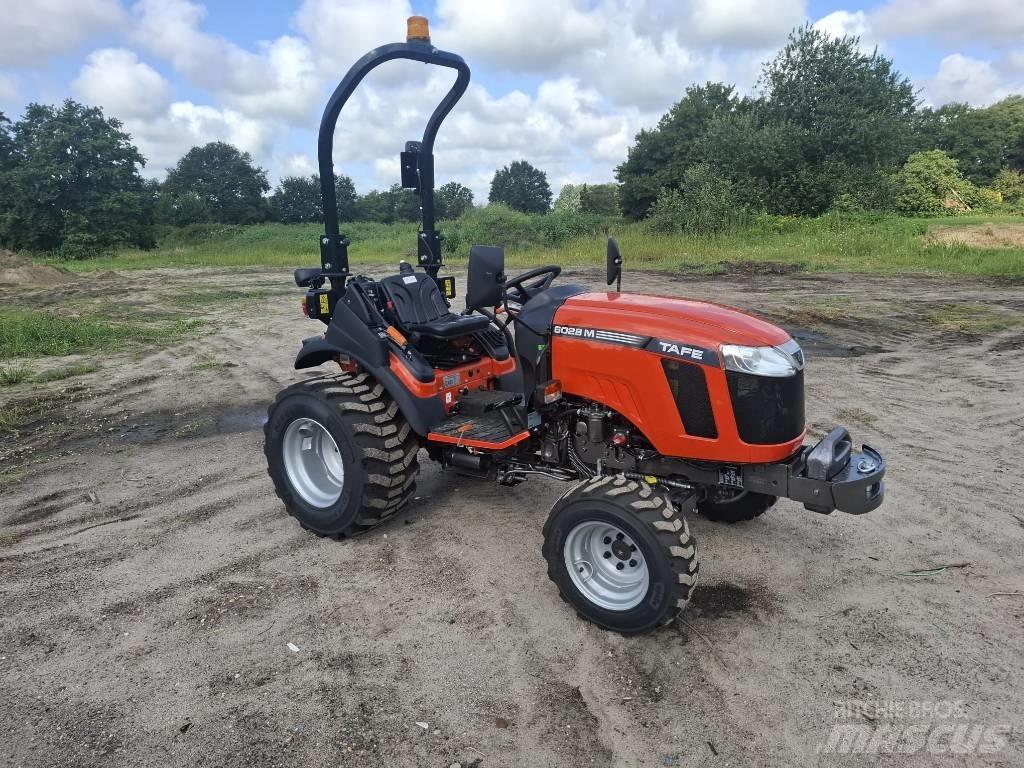 Tafe 6028M Traktory