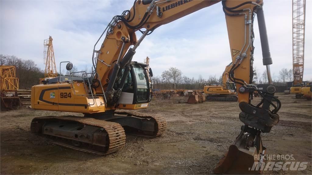 Liebherr R924LC Pásové rýpadlá