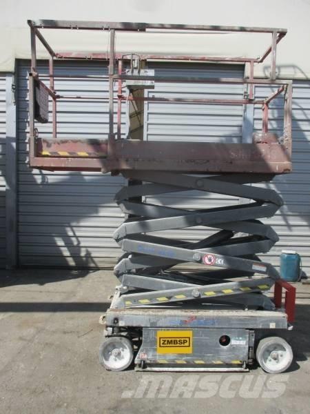 SkyJack SJ III 3219 Nožnicové zdvíhacie plošiny
