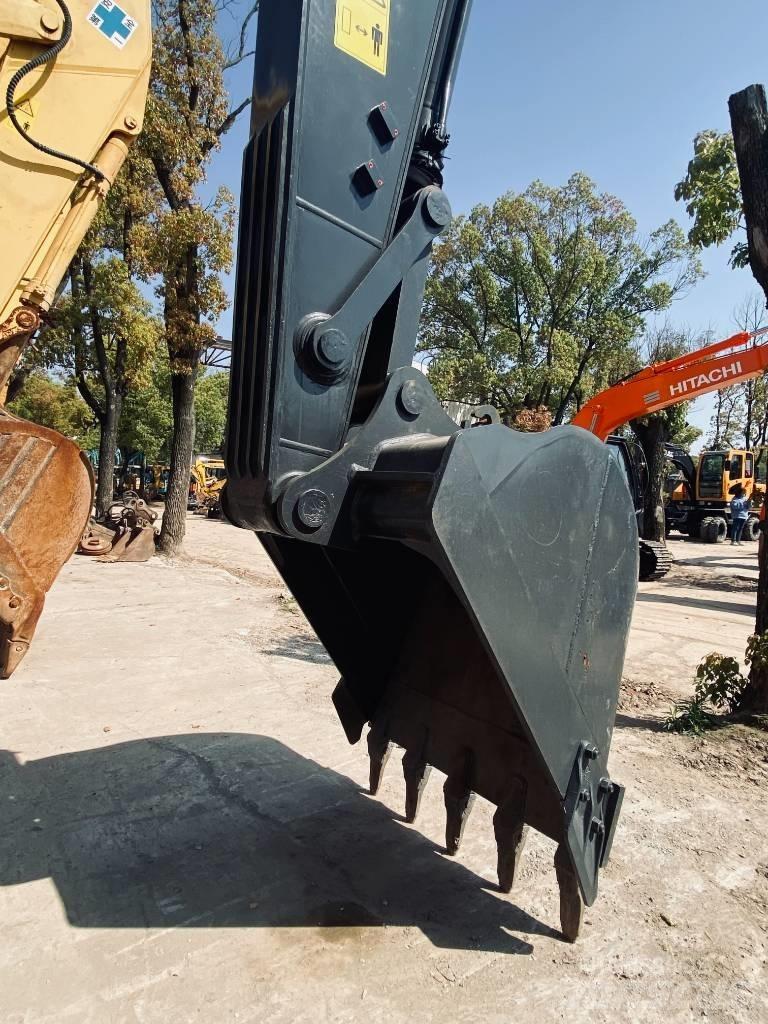 Volvo EC210DL Pásové rýpadlá