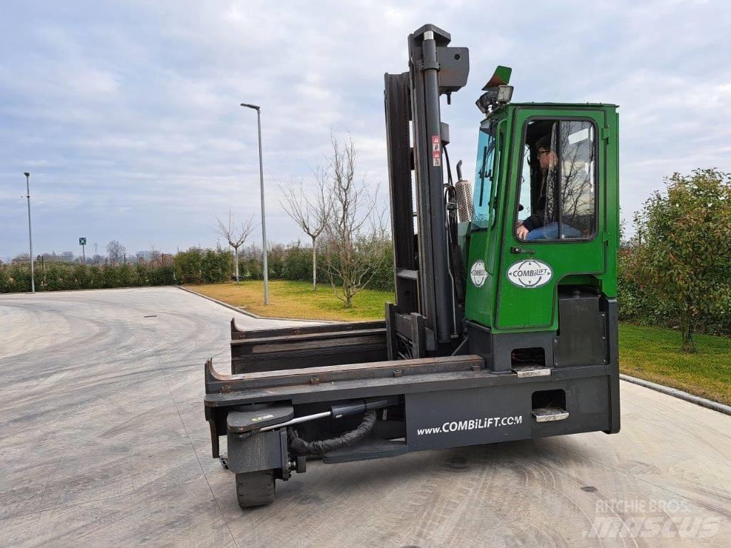 Combilift C 8000 4 cestné vysokozdvižné vozíky