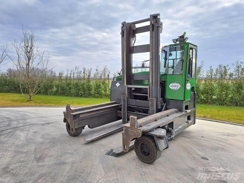 Combilift C 8000 4 cestné vysokozdvižné vozíky