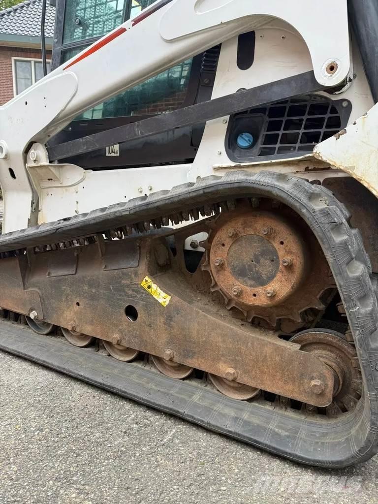 Bobcat T770 Šmykom riadené nakladače