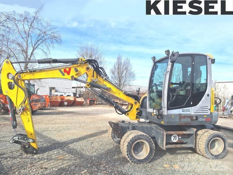 Wacker Neuson EW 65 Kolesové rýpadlá