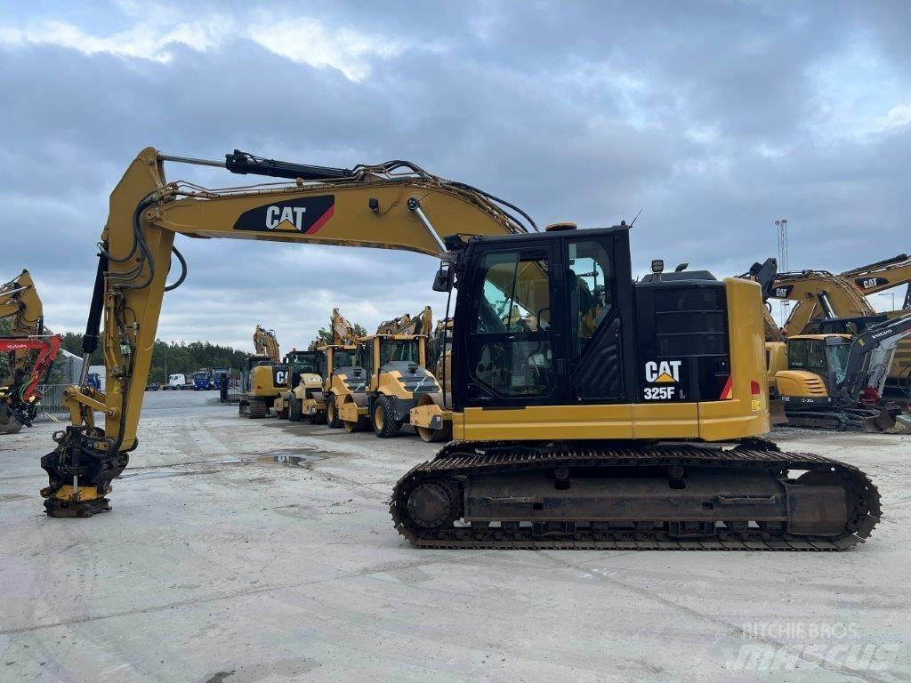 CAT 325FL CR Pásové rýpadlá