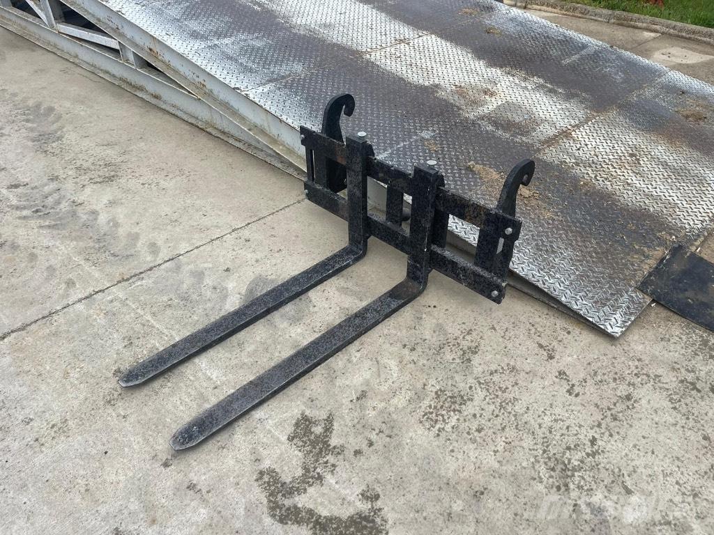 Palazzani PB 30 Rýpadlo-nakladače