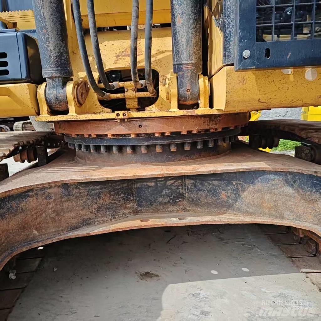 CAT 336 D2 Pásové rýpadlá