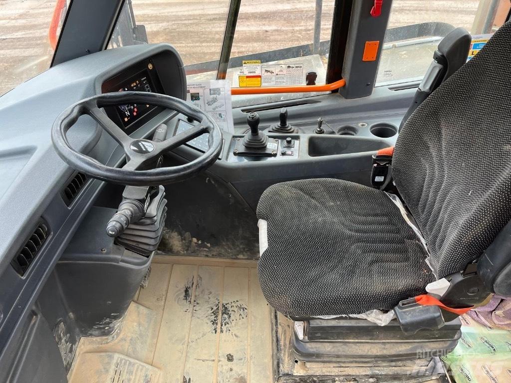 Doosan DA 30 Kĺbové nákladné autá
