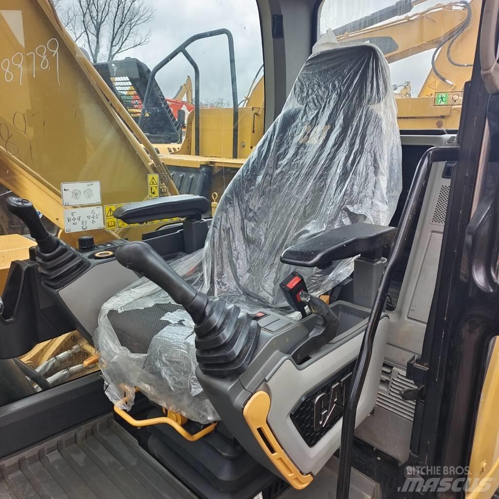 CAT 320GC Pásové rýpadlá