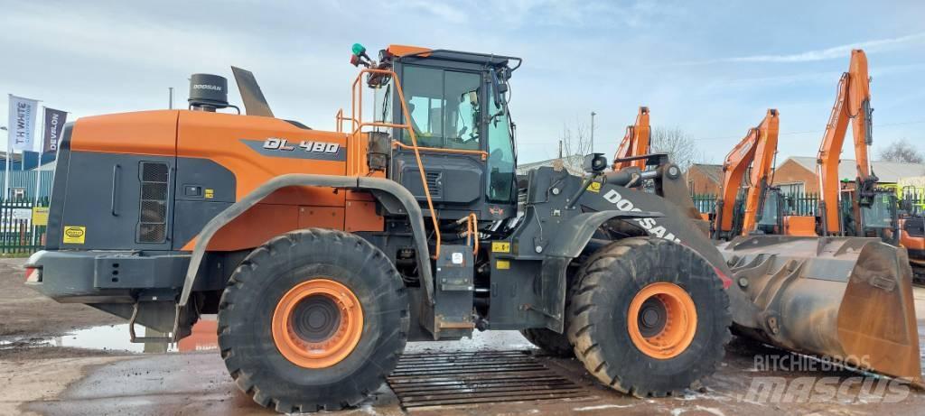 Doosan DL 480-7 Kolesové rýpadlá