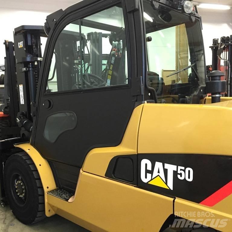 CAT DP 50 N Dieselové vozíky