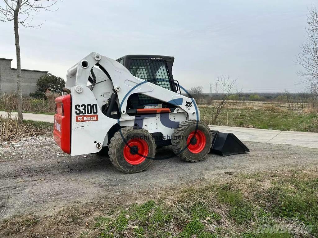 Bobcat S 330 Šmykom riadené nakladače