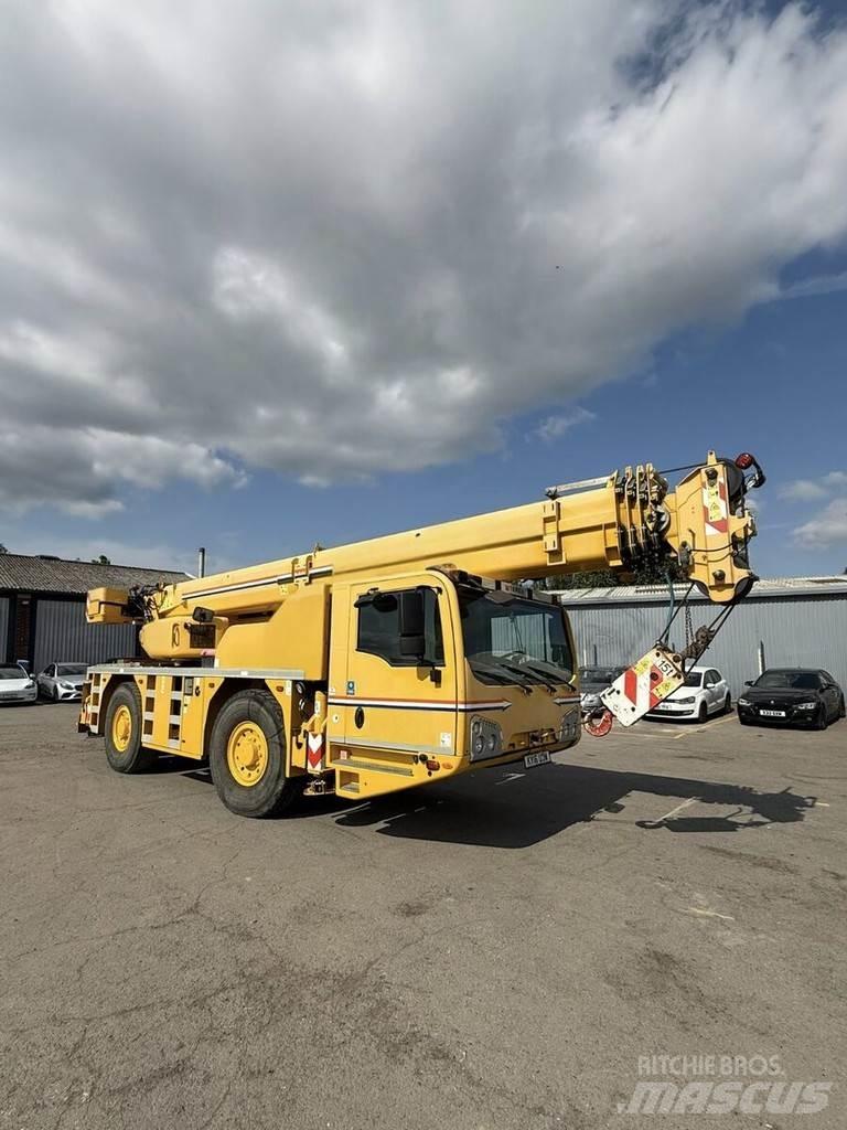 Terex AC40 Univerzálne terénne žeriavy