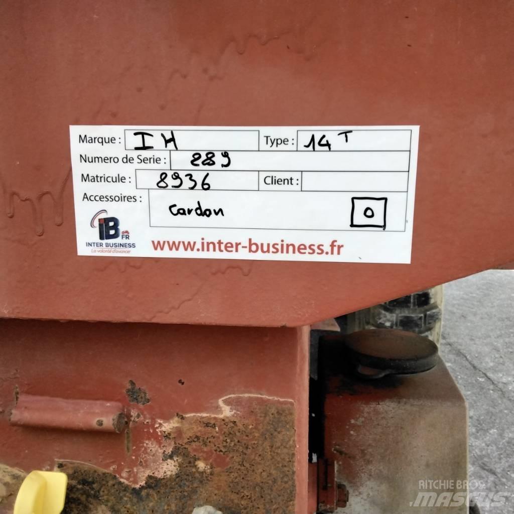 IH B14 Vyklápacie prívesy