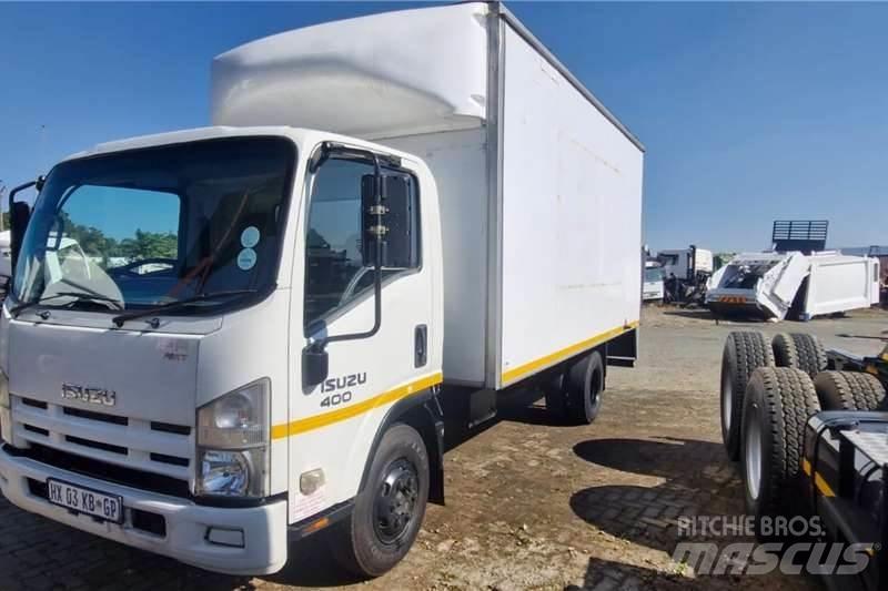 Isuzu NPR 400 Ďalšie nákladné vozidlá