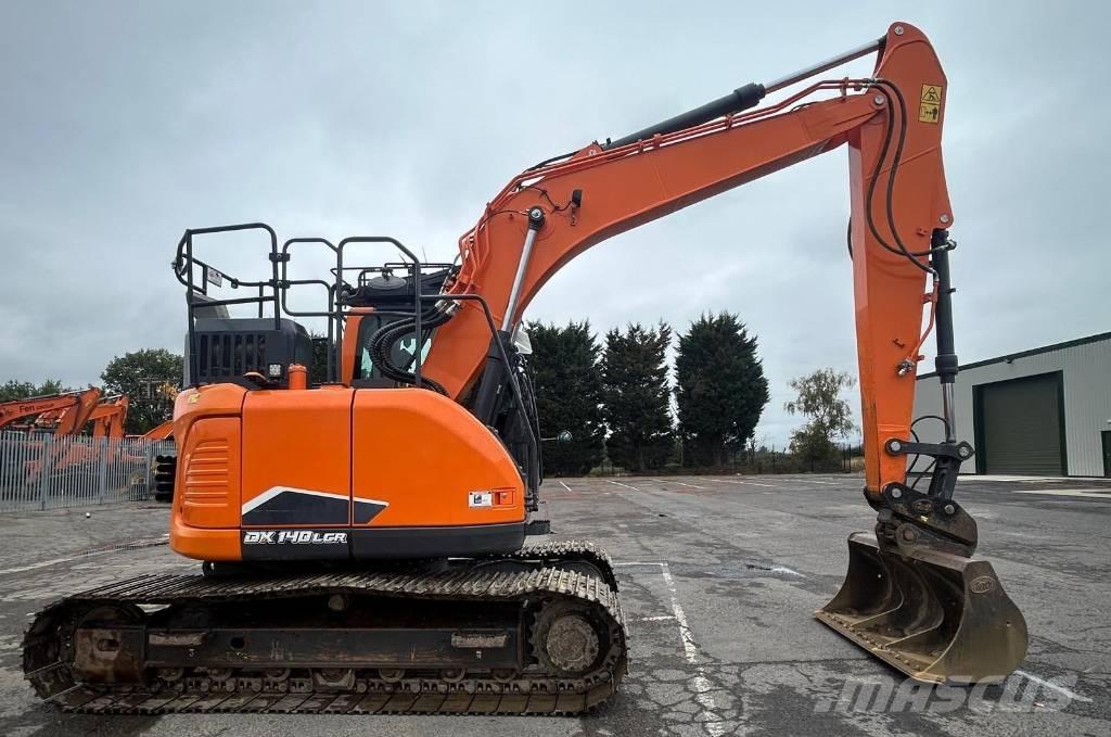 Doosan DX140LCR-7 Pásové rýpadlá