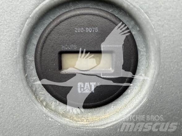 CAT 420D Rýpadlo-nakladače