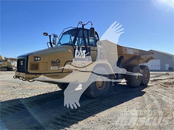 CAT 725C2 Kĺbové nákladné autá