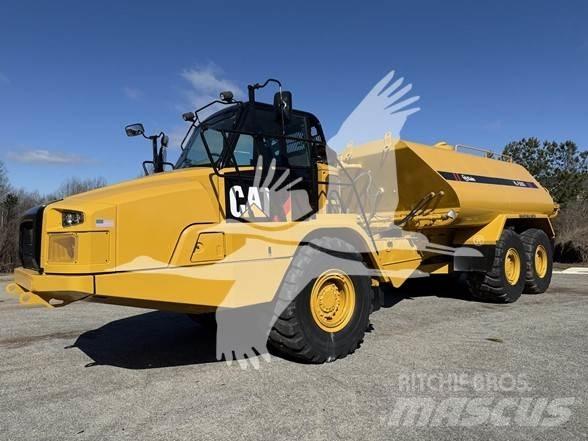 CAT 725C2 Cisterny na vodu