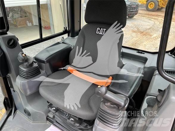 CAT D3 LGP Pásové dozéry
