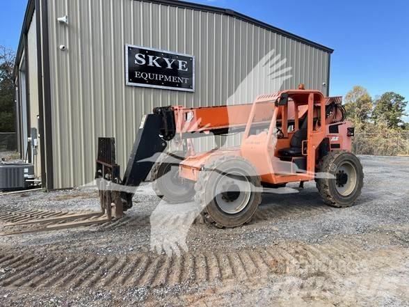 SkyTrak 6042 Teleskopické manipulátory