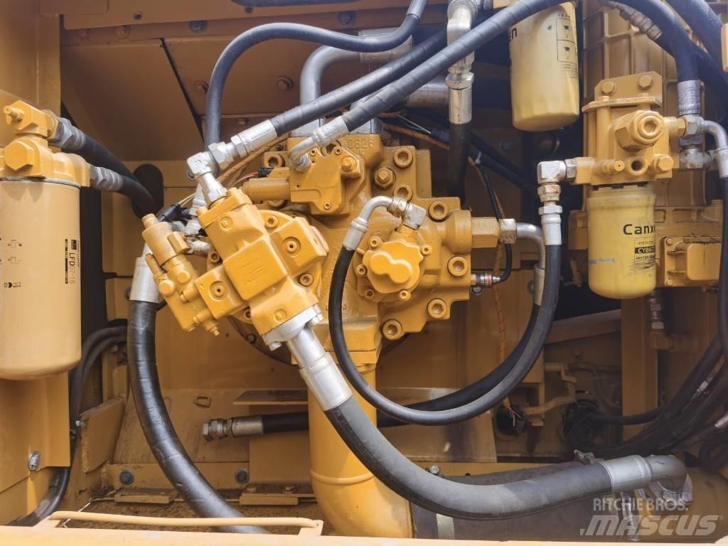 CAT 336 D2 Pásové rýpadlá
