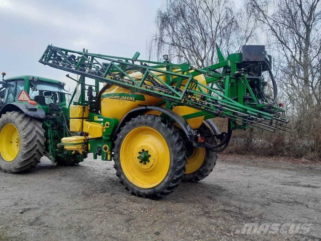 John Deere 840 Ťahané postrekovače