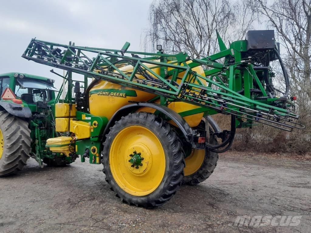 John Deere 840 Ťahané postrekovače