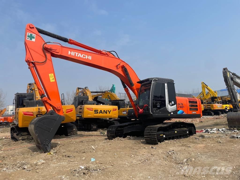Hitachi ZX 240 Pásové rýpadlá