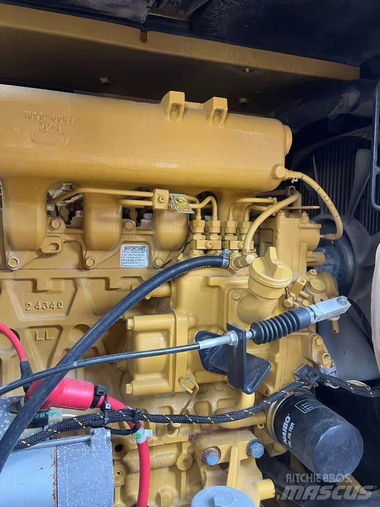CAT 307.5 Pásové rýpadlá