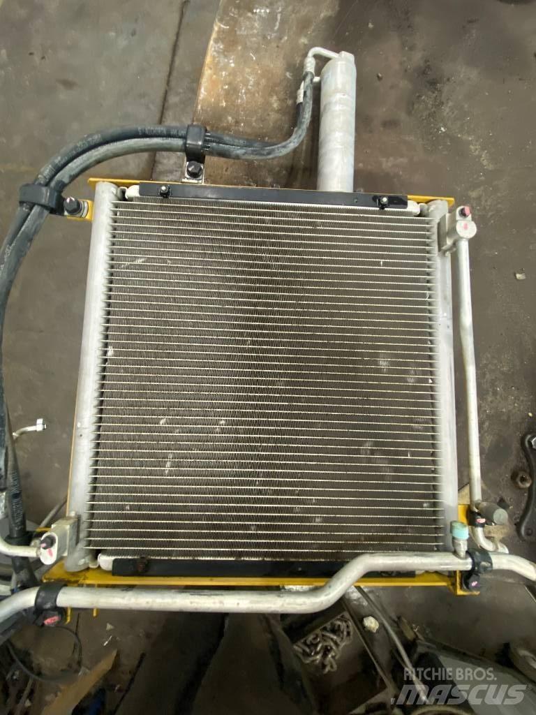 CAT 349 E Parts Pásové rýpadlá