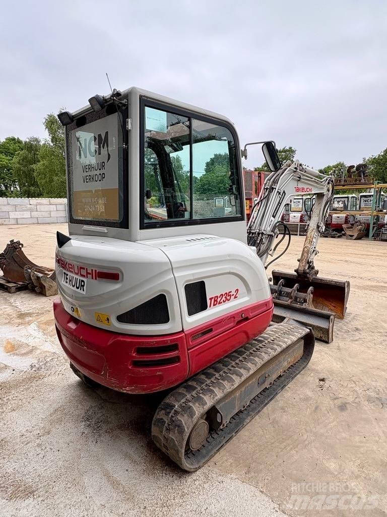 Takeuchi TB 235 Mini rýpadlá < 7t