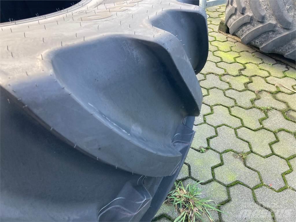 Mitas 1x 900/60R38 Pneumatiky, kolesá a ráfiky