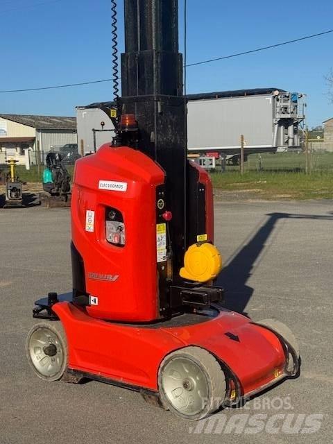 Manitou 100 VJR Vertikálne stĺpové výťahy