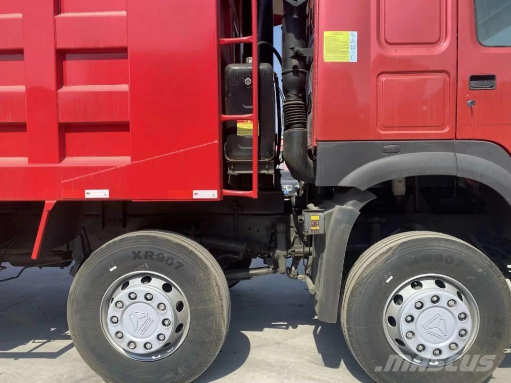 Howo 371 8x4 Sklápače