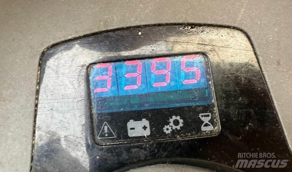 BT SWE200D Ručne vedené vysokozdvižné vozíky