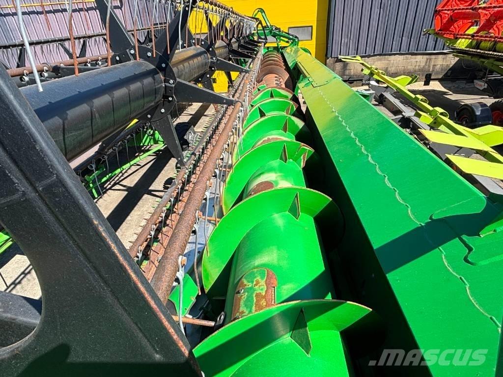John Deere S 690 i Kombinované zberacie stroje